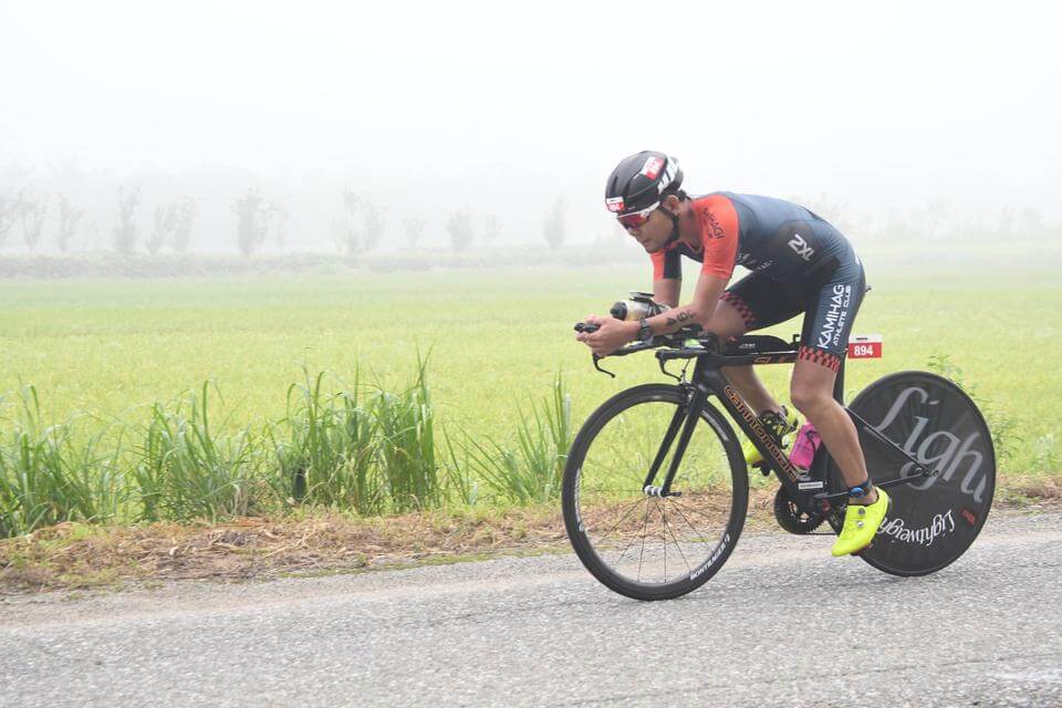 序盤のバイクシーン