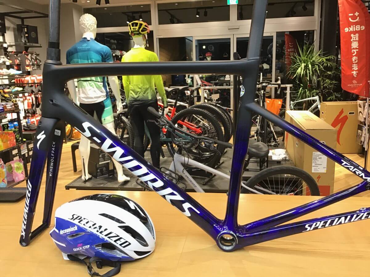 最速ヘルメット】TEAMカラーのSPECIALIZED「EVADE（イヴェイド）」入荷