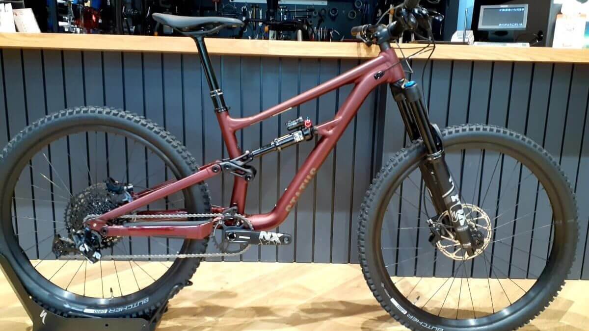 スペシャライズド New Mtb Status ステータス 新登場 Kamihagi Cycle